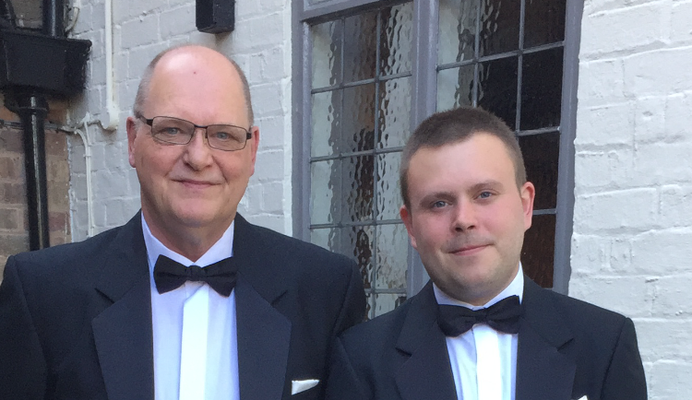 Gary O'Connor and Simon EdwardsonGilchrist.PNG