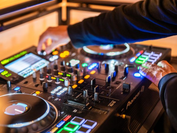 Landscape Photo Size (2).jpg