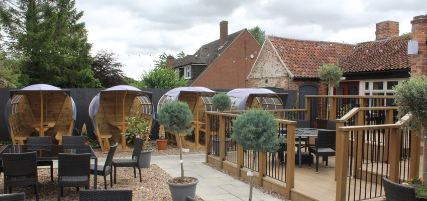 Unicorns Head garden2.jpg